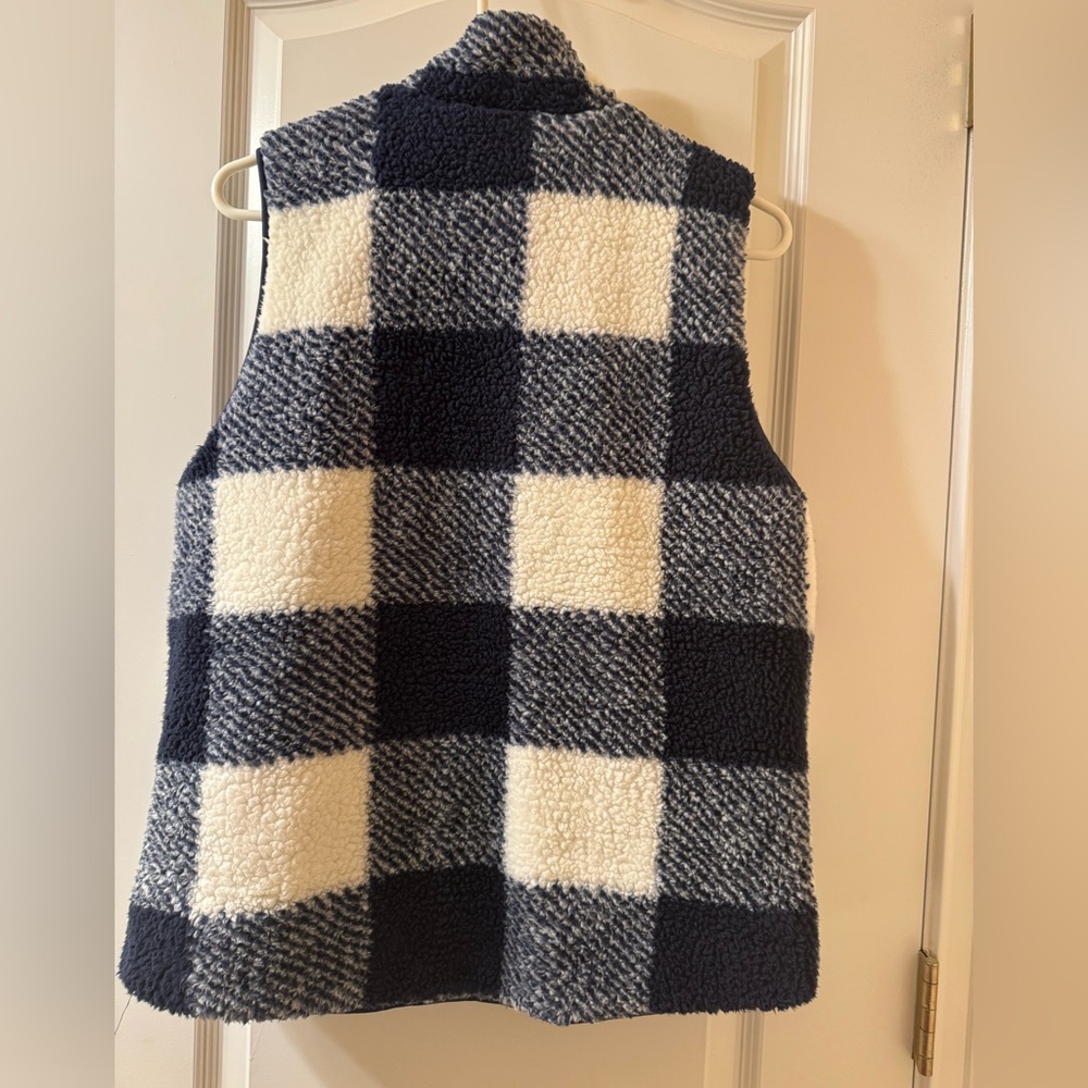 NWOT Reversible Plush Vest - Navy And Cream - Picture 3 of 6